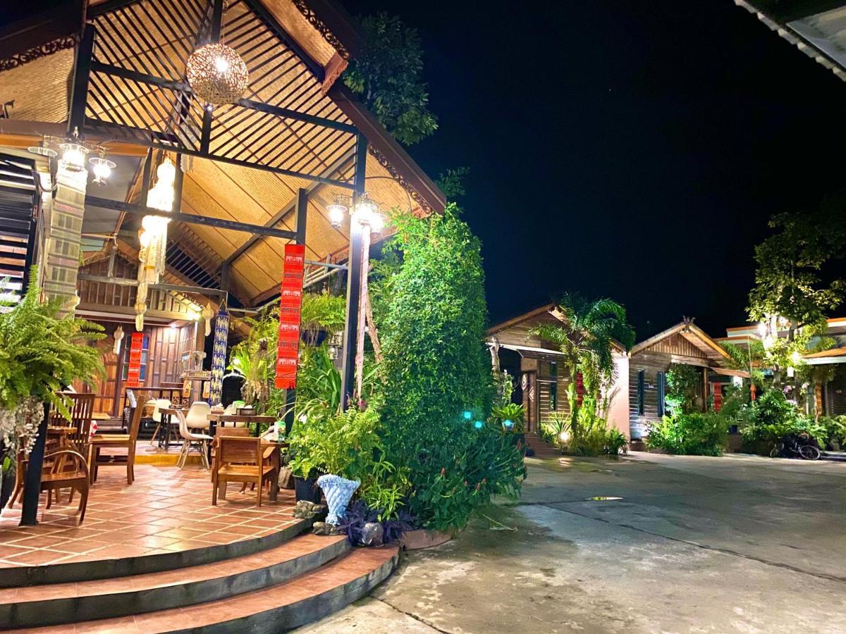 Khum Lanna Boutique Hotel Sisaket Ngoại thất bức ảnh