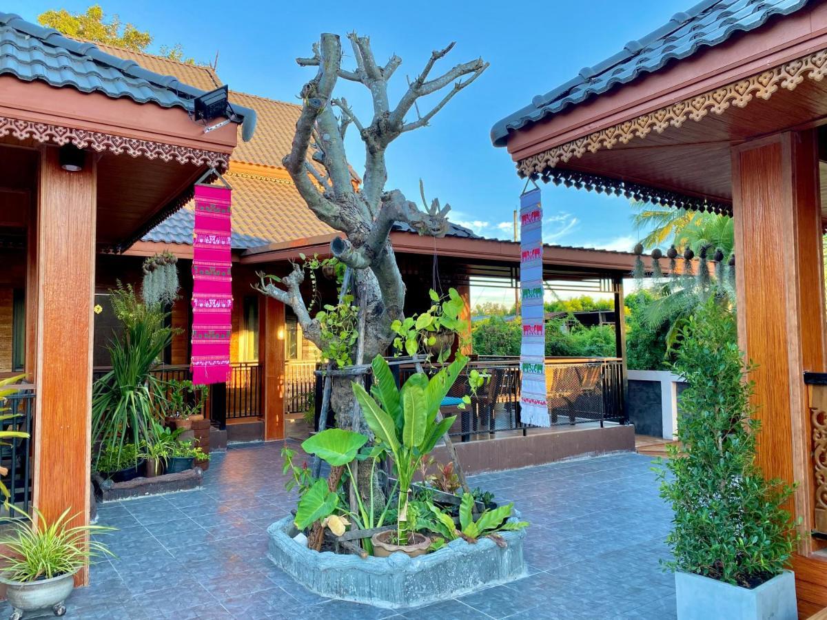 Khum Lanna Boutique Hotel Sisaket Ngoại thất bức ảnh