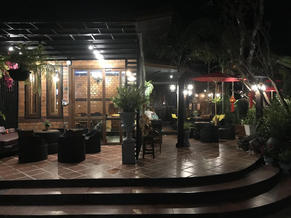 Khum Lanna Boutique Hotel Sisaket Ngoại thất bức ảnh